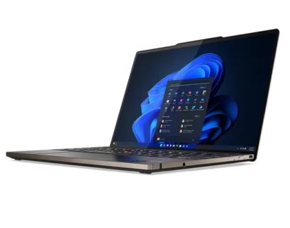 Лаптоп Lenovo ThinkPad Z13 G2 AMD Ryzen 7 PRO 7840U (up to 5.1GHz, 16MB), 32GB LPDDR5x-6400, 1TB SSD, 13.3" 2.8K (2880x1800) OLED AR, AS, Touch, AMD Radeon 780M Graphics, FHD&IR, Backlit KB, WLAN, BT, WWAN Quectel 4G LTE, FPR, 3 cell, FPR, Win11Pro, 3Y Pr